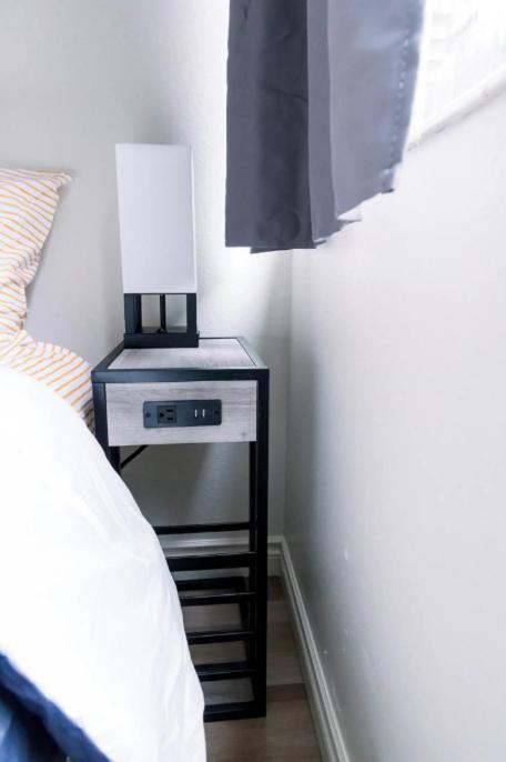 King Bed + Studio! Free Parking, Patio, Wfh Space! Σιάτλ Εξωτερικό φωτογραφία