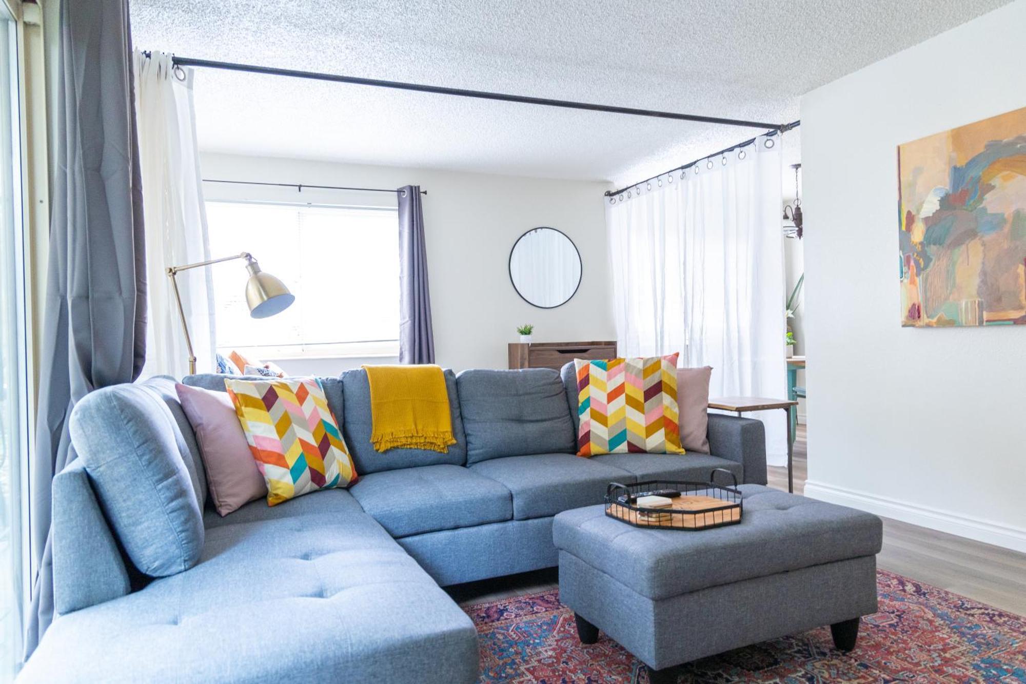 King Bed + Studio! Free Parking, Patio, Wfh Space! Σιάτλ Εξωτερικό φωτογραφία